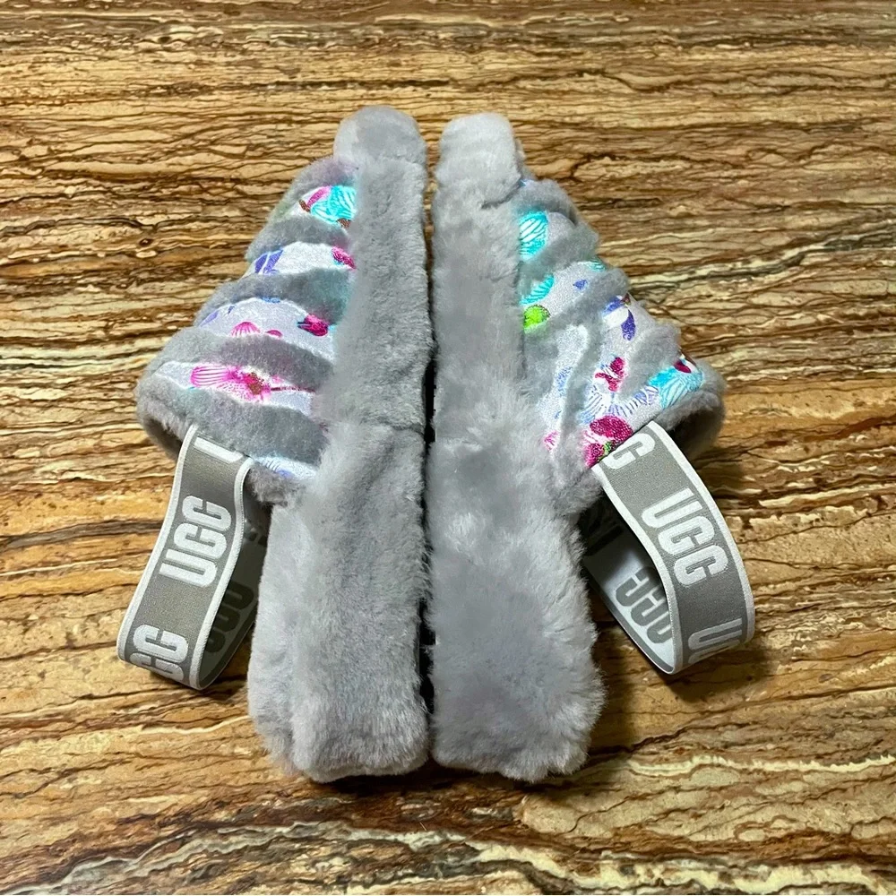 UGG - Picture 6 of 9
